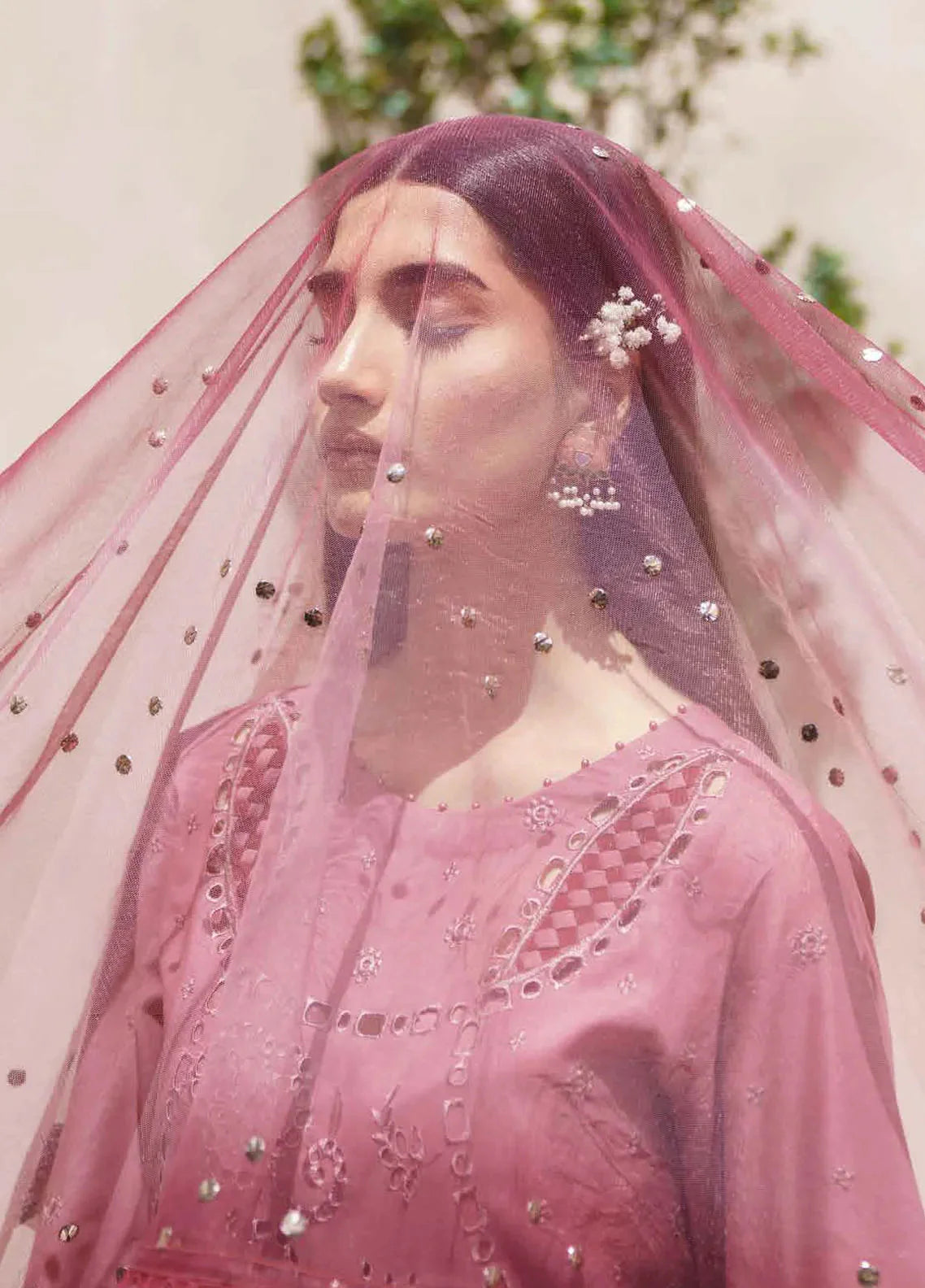 Dhoop Kinaray By Nureh Chikankari Lawn Suits Unstitched 4 Piece NS-136 - Summer Collection