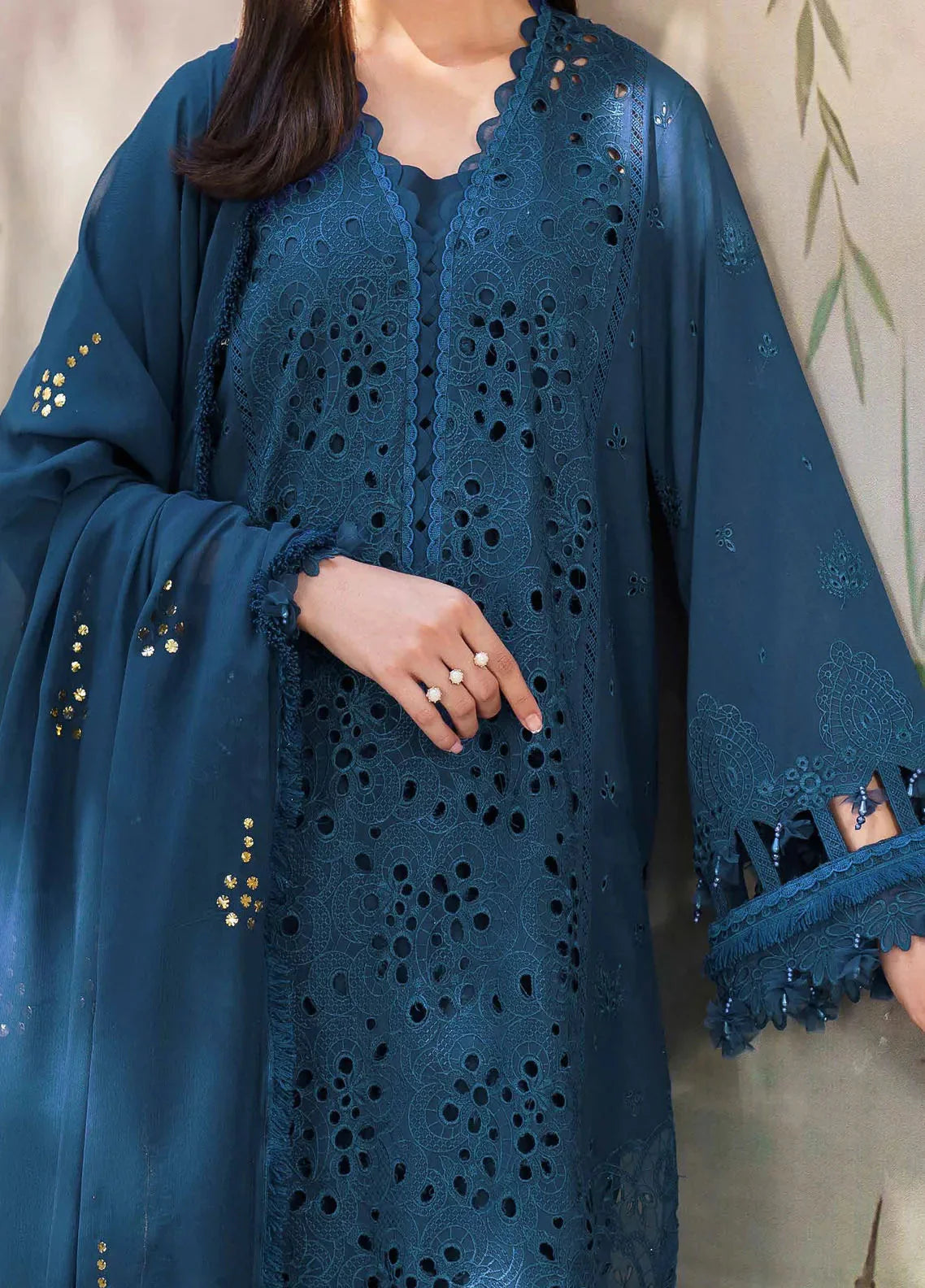 Dhoop Kinaray By Nureh Chikankari Lawn Suits Unstitched 4 Piece NS-137 - Summer Collection